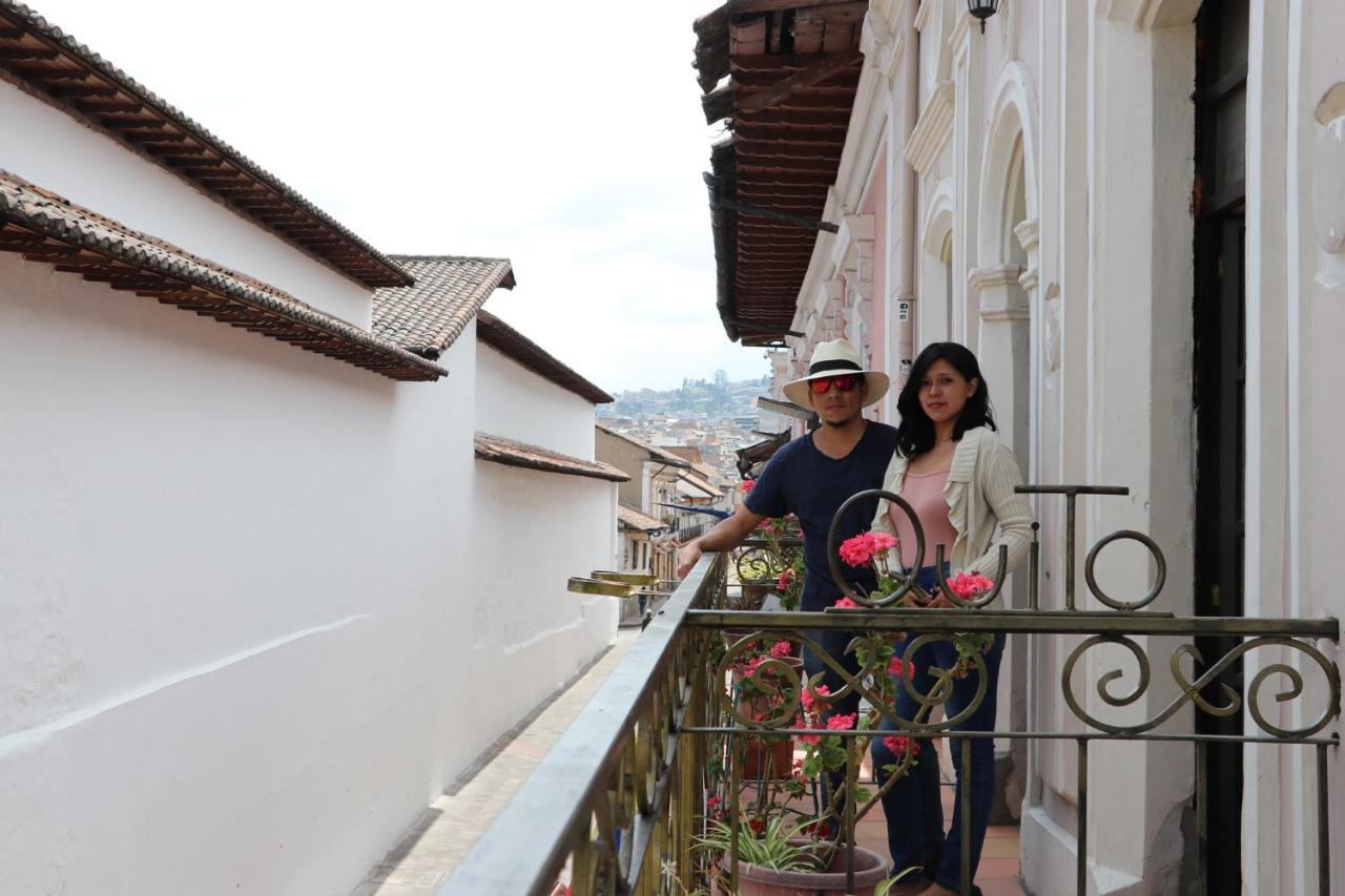 Friends Hotel & Rooftop Quito Exterior photo